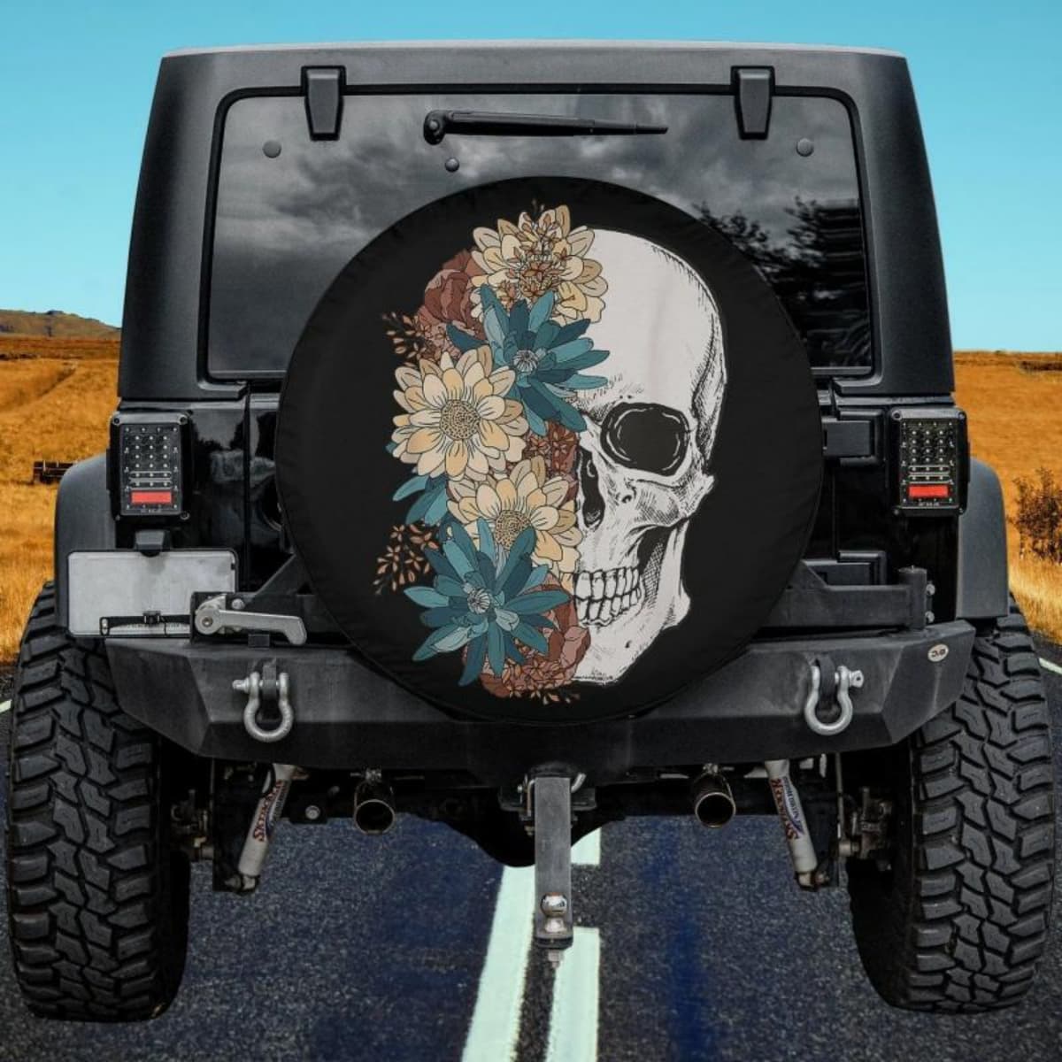 The Memento Vivere Badge Spare Tire Cover